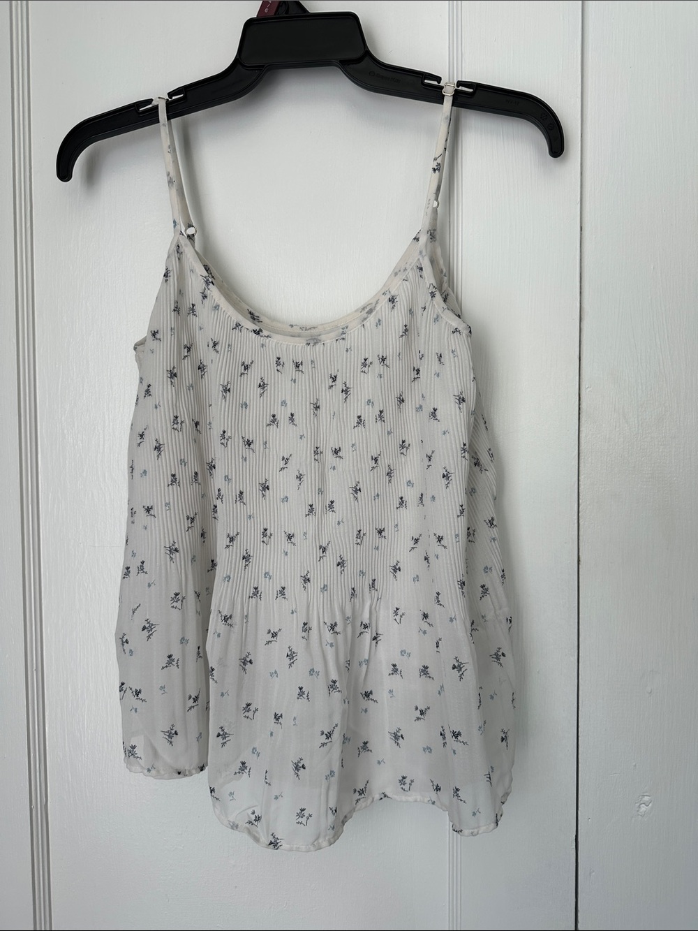 Abercrombie & Fitch Cream Spaghetti Strap Floral Tank